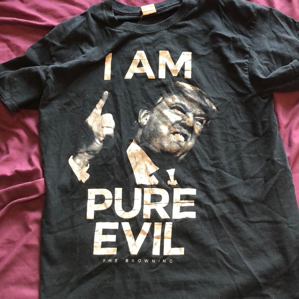 Anti trump M shirt